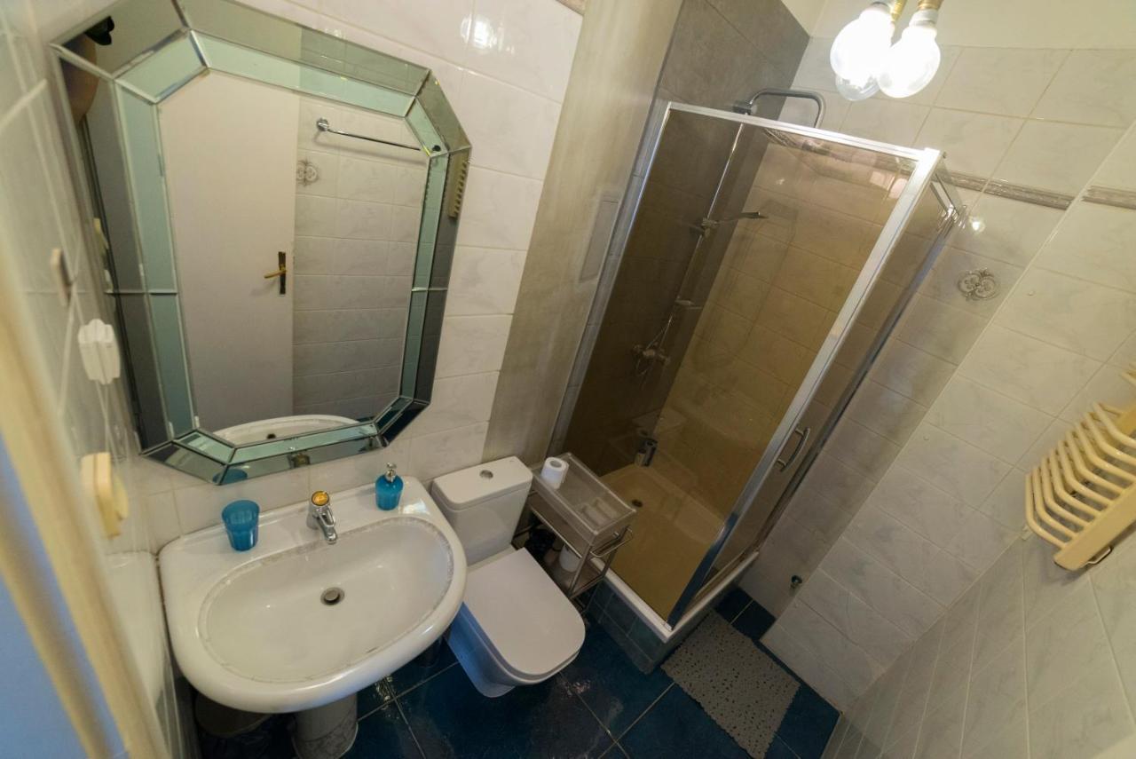 Koro De Varsovio - Apartament Chmielna 6 Ngoại thất bức ảnh